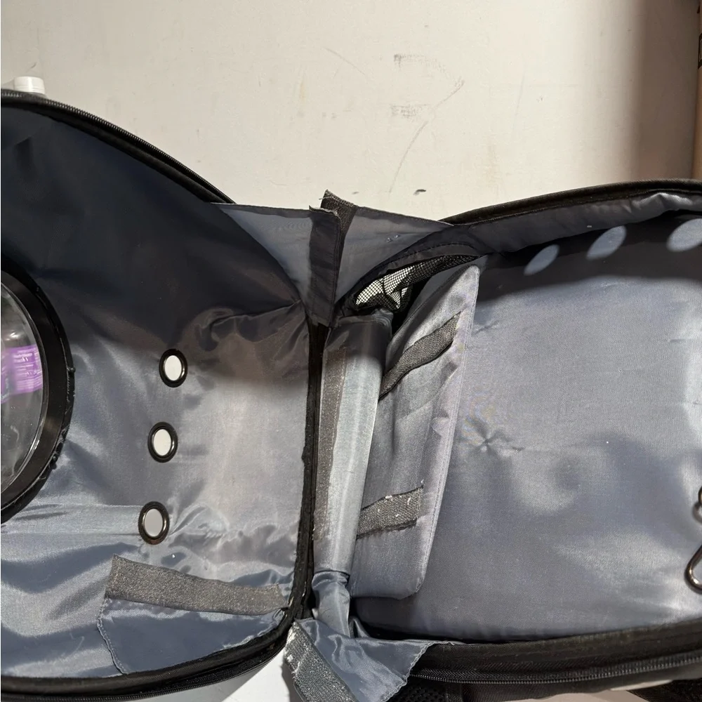 OCSOSO Backpack Pet Carrier for Cats and Dogs Good condition
